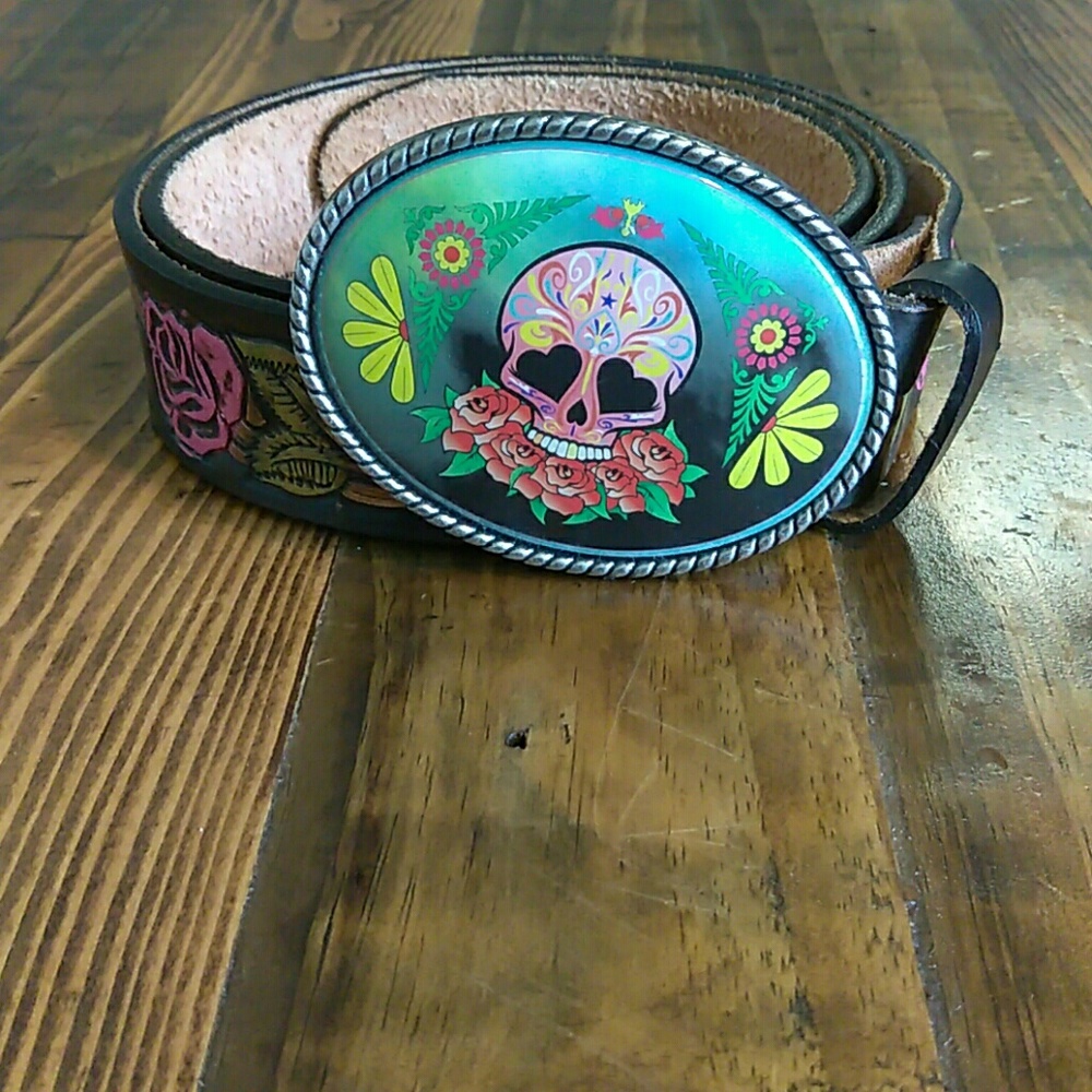 Leather skull rose belt